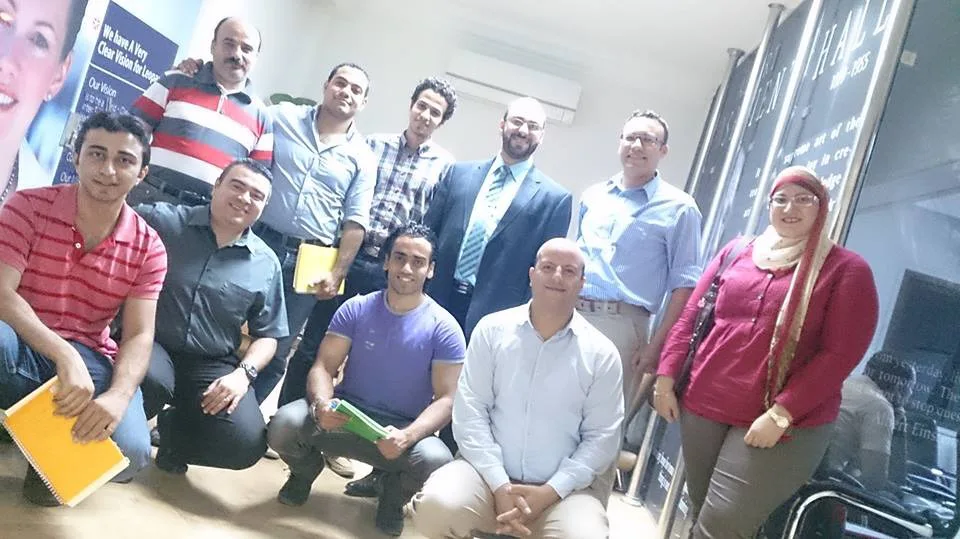 سيكولوجية اسم البراند: كيف يصنع الاسم ثقة أو كارثة
